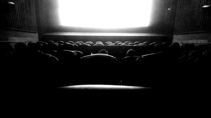 movie-screen-theater-79812